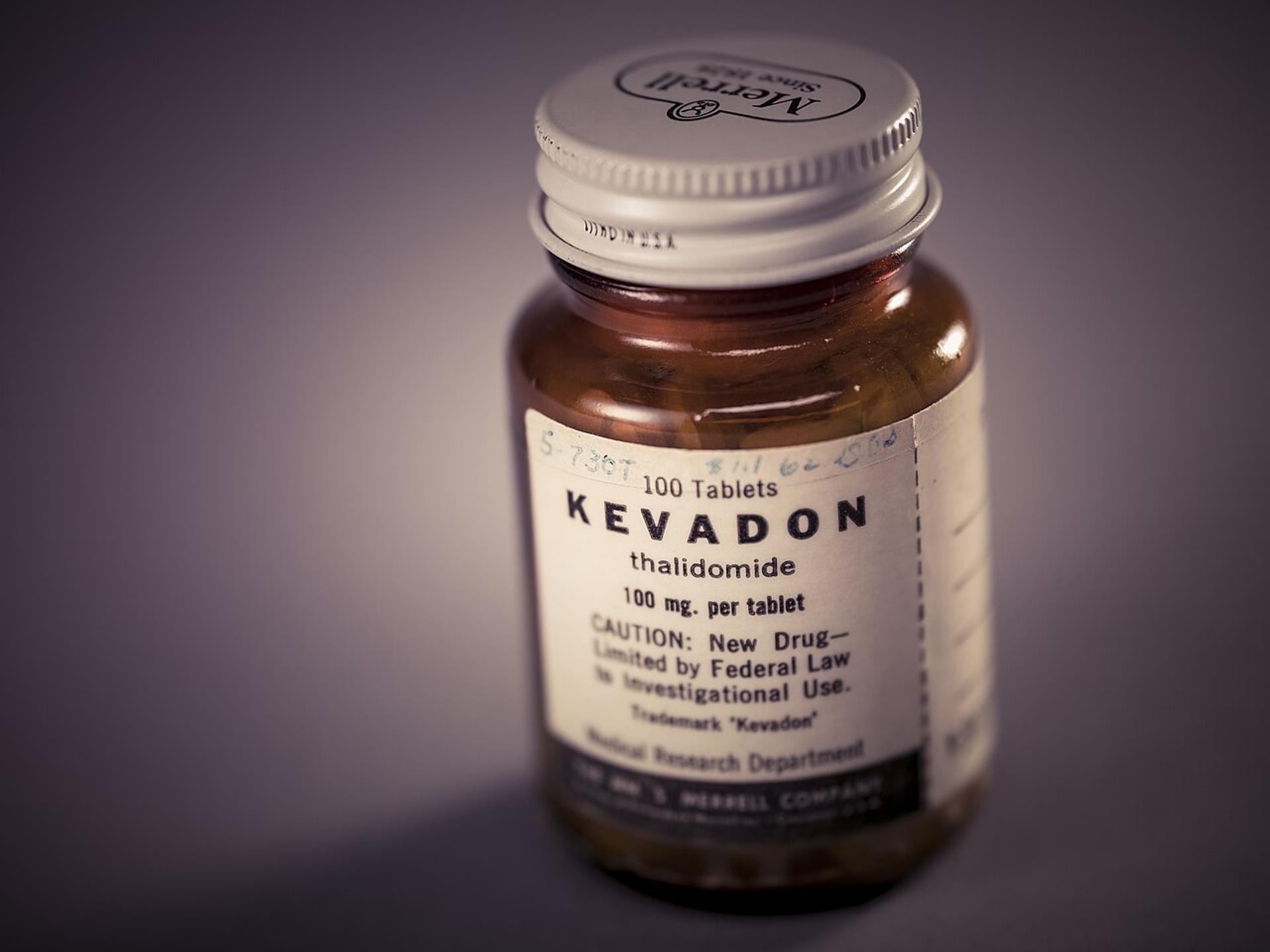 '식약처 청탁' 논란이 소환한 美 FDA 영웅,  켈시 박사