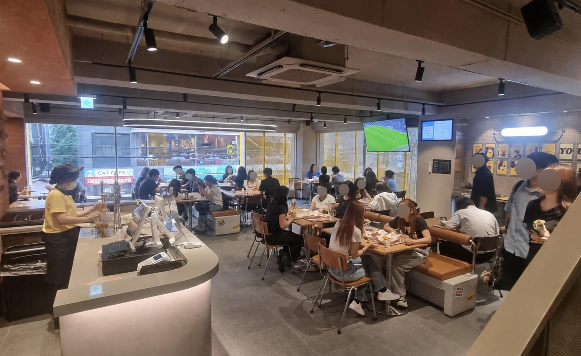 점심 매출 비중 일반점 2배…bhc '낮 치킨' 실험