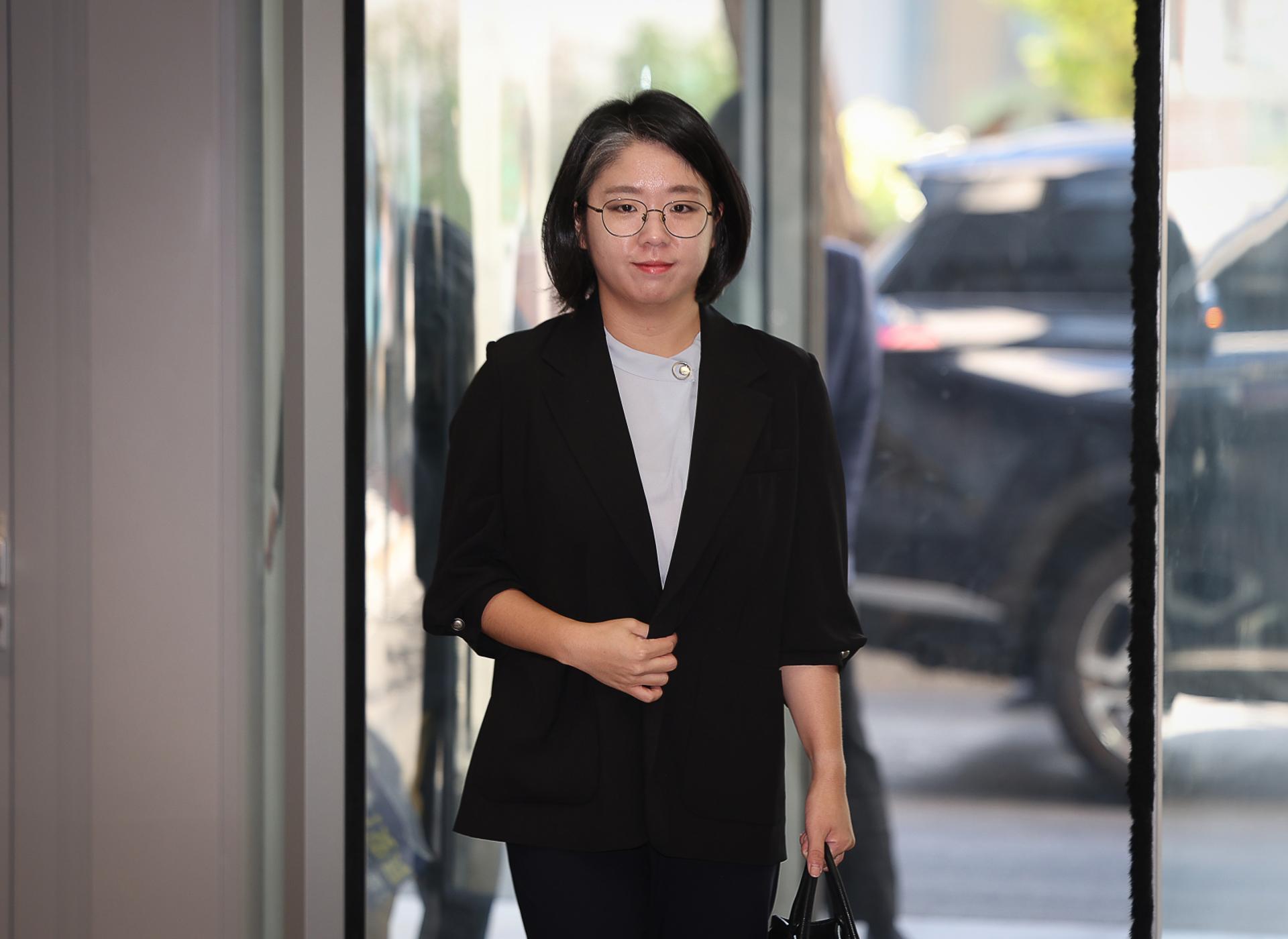 민주당 "용혜인에 청년 여론 들끓어, 마냥 좌시할 수 없어"