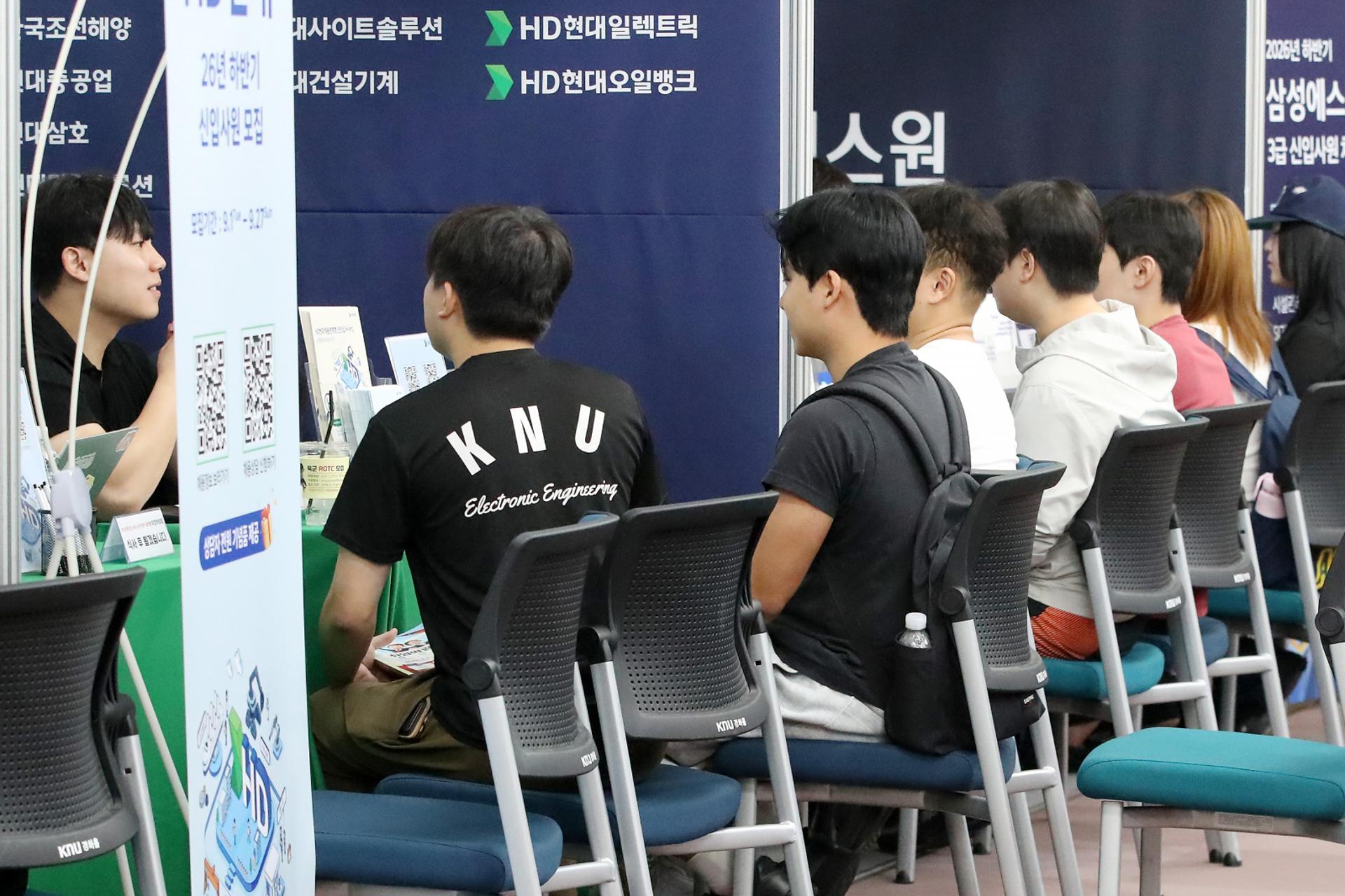 제조업 신입 선발 잣대 바뀐다, 핵심은 'AI 활용력'