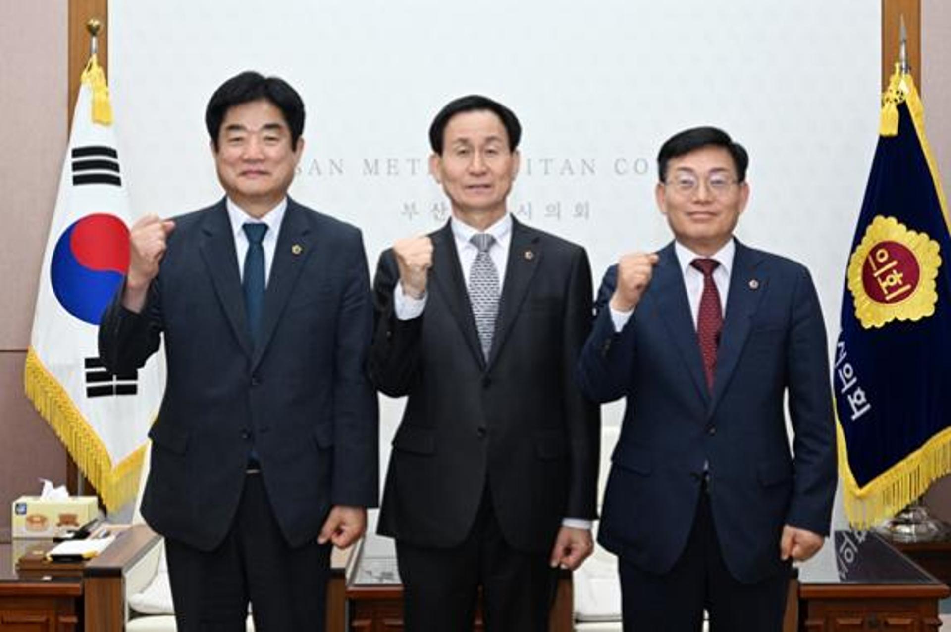 강무길 부산시의회 의장, 여야 협치로 민생추경 등 조율