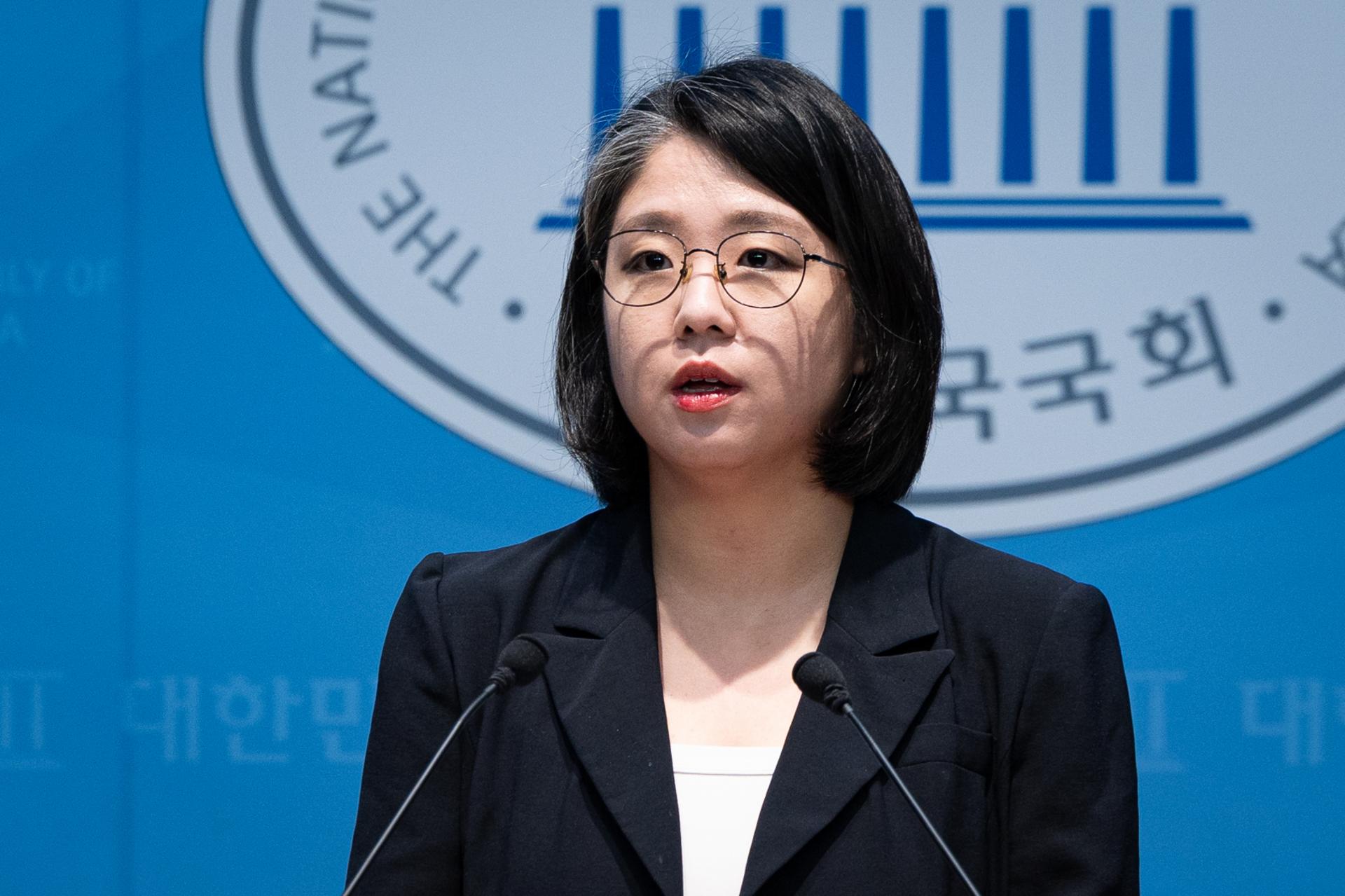 [편집국에서/이상언]용혜인 의원이 들어야 할 가왕(歌王)의 노래