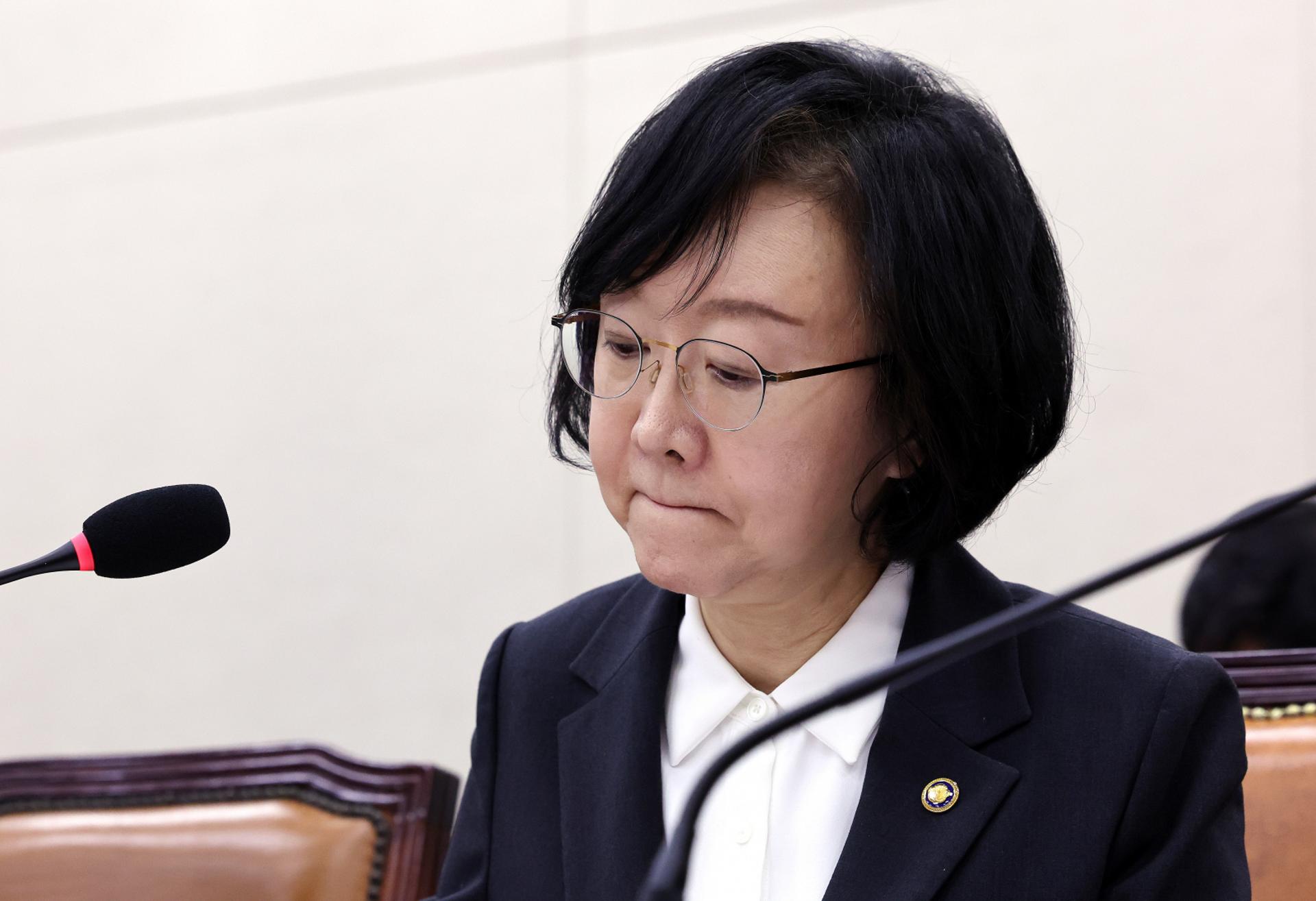 임신중지약 '미프진' 허용에도 약국서 못 받는 이유