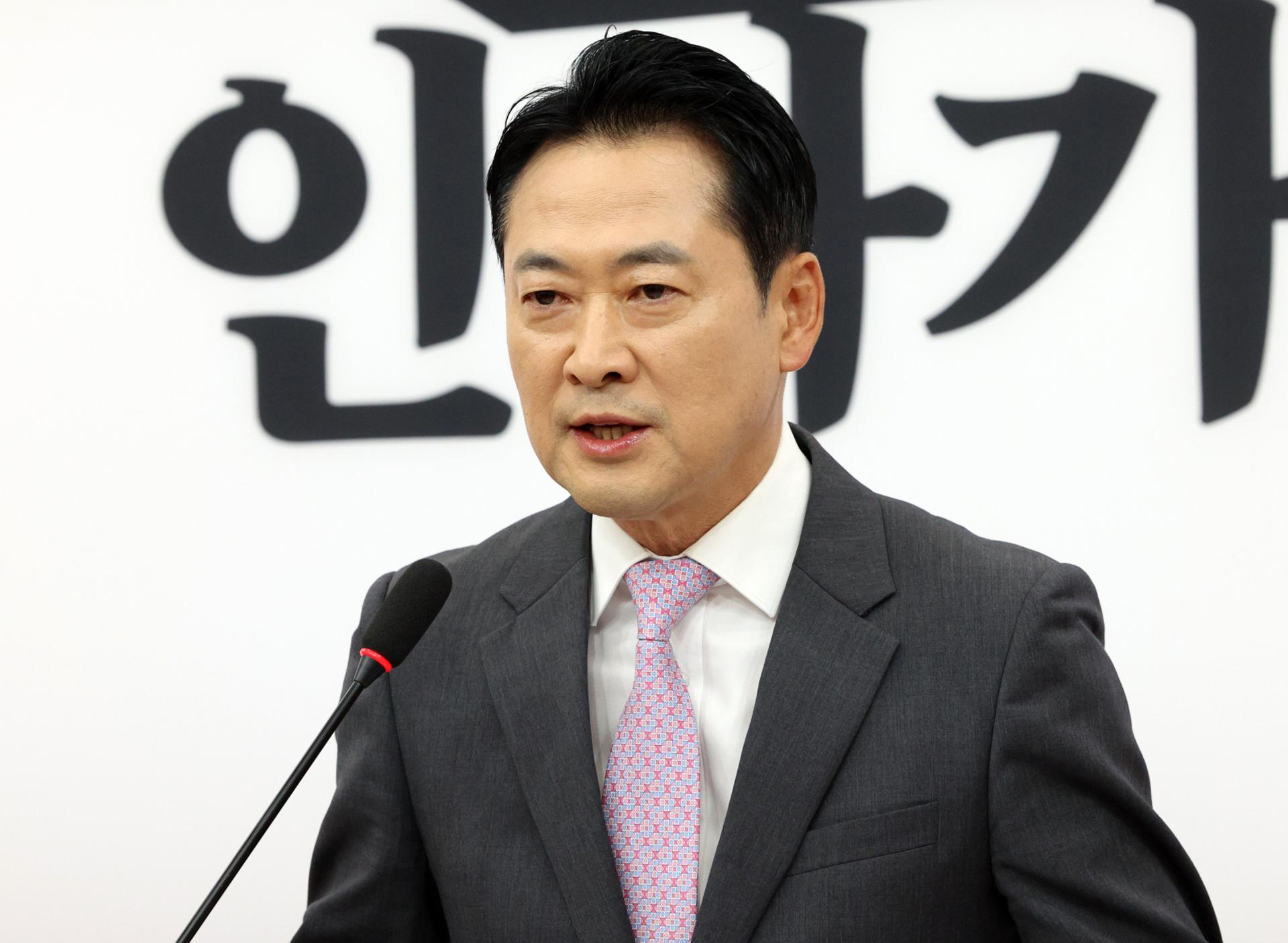 장동혁 "이 대통령, 연임 포기 안 했다…국민 결단 운운할 것"