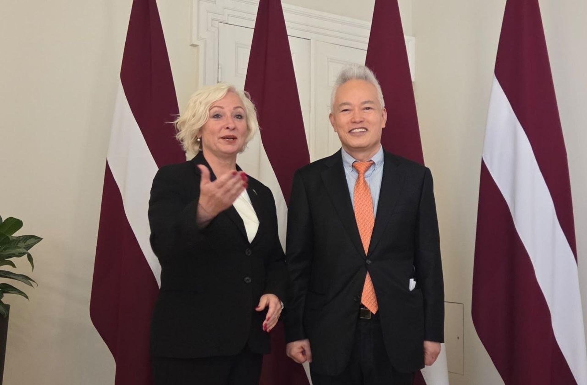백용호, 라트비아 의장·전 대통령 예방…안보·경제 협력 논의
