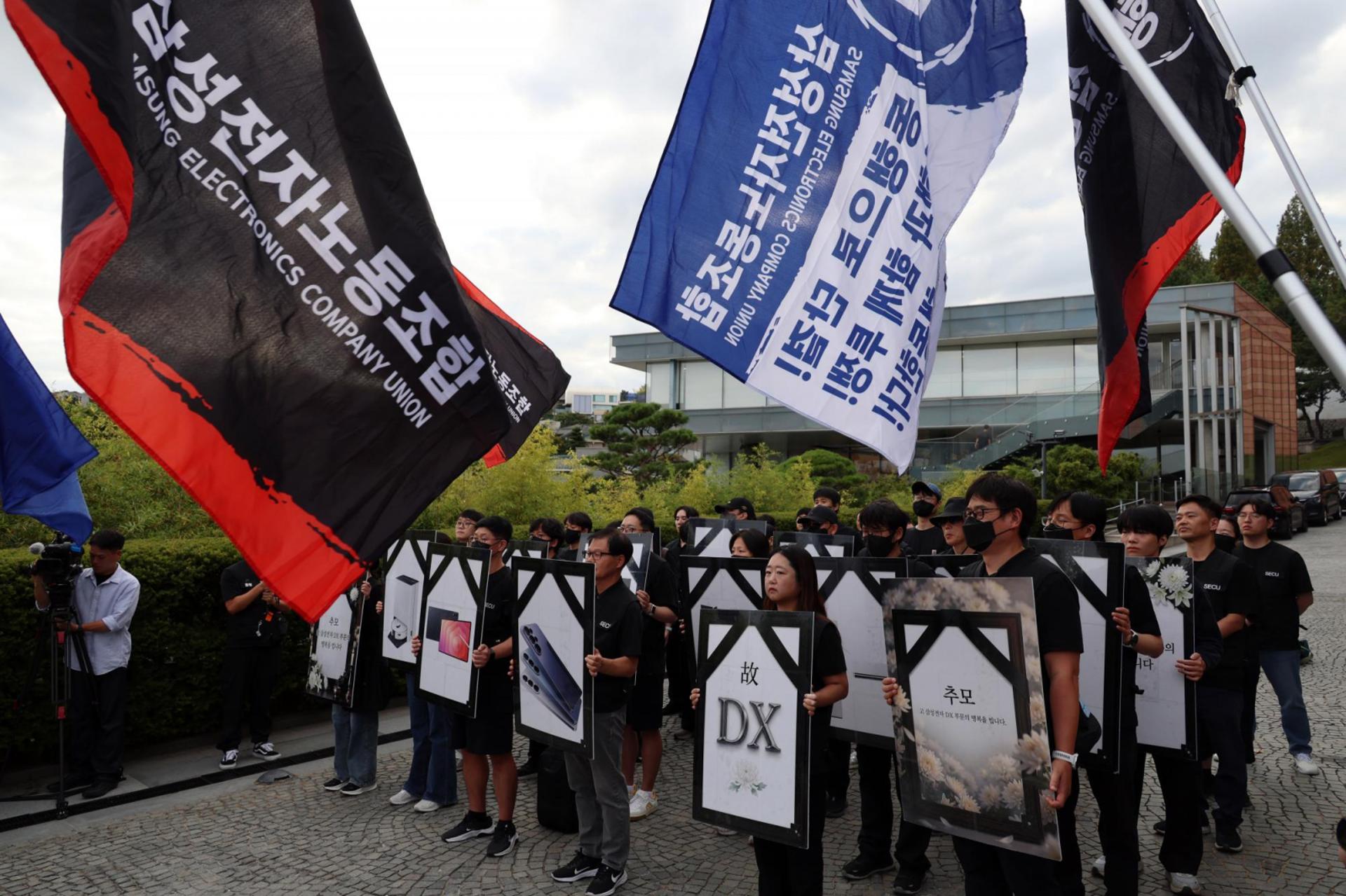 내전에 빠진 삼성전자 노조…"공적 역할 잊고 주도권·이권 다툼"
