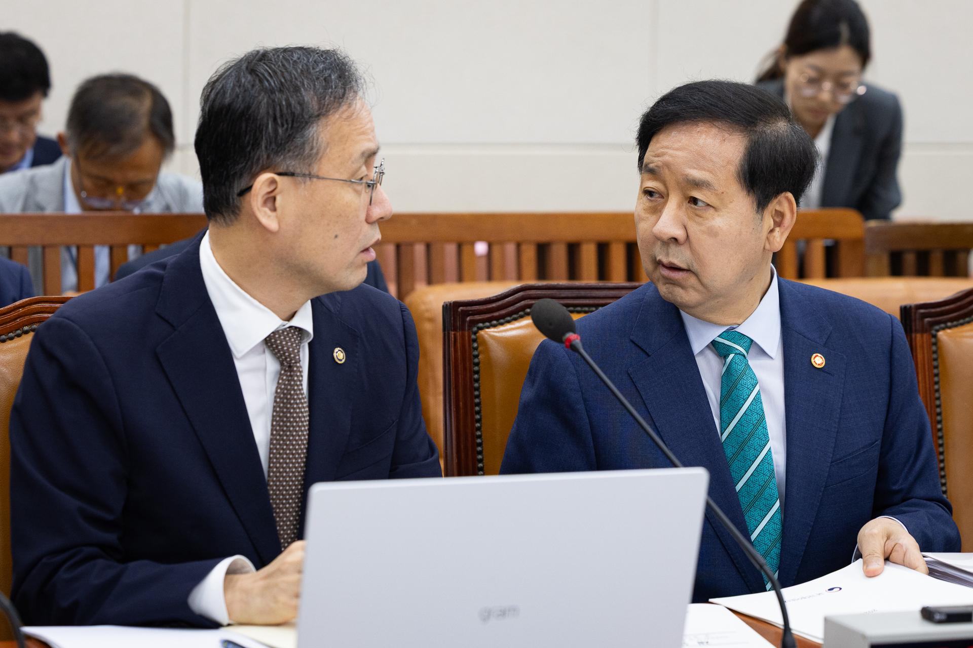 [시대광장/박중현]'닮상'은 성공한 경제부총리 되기 힘든 시대