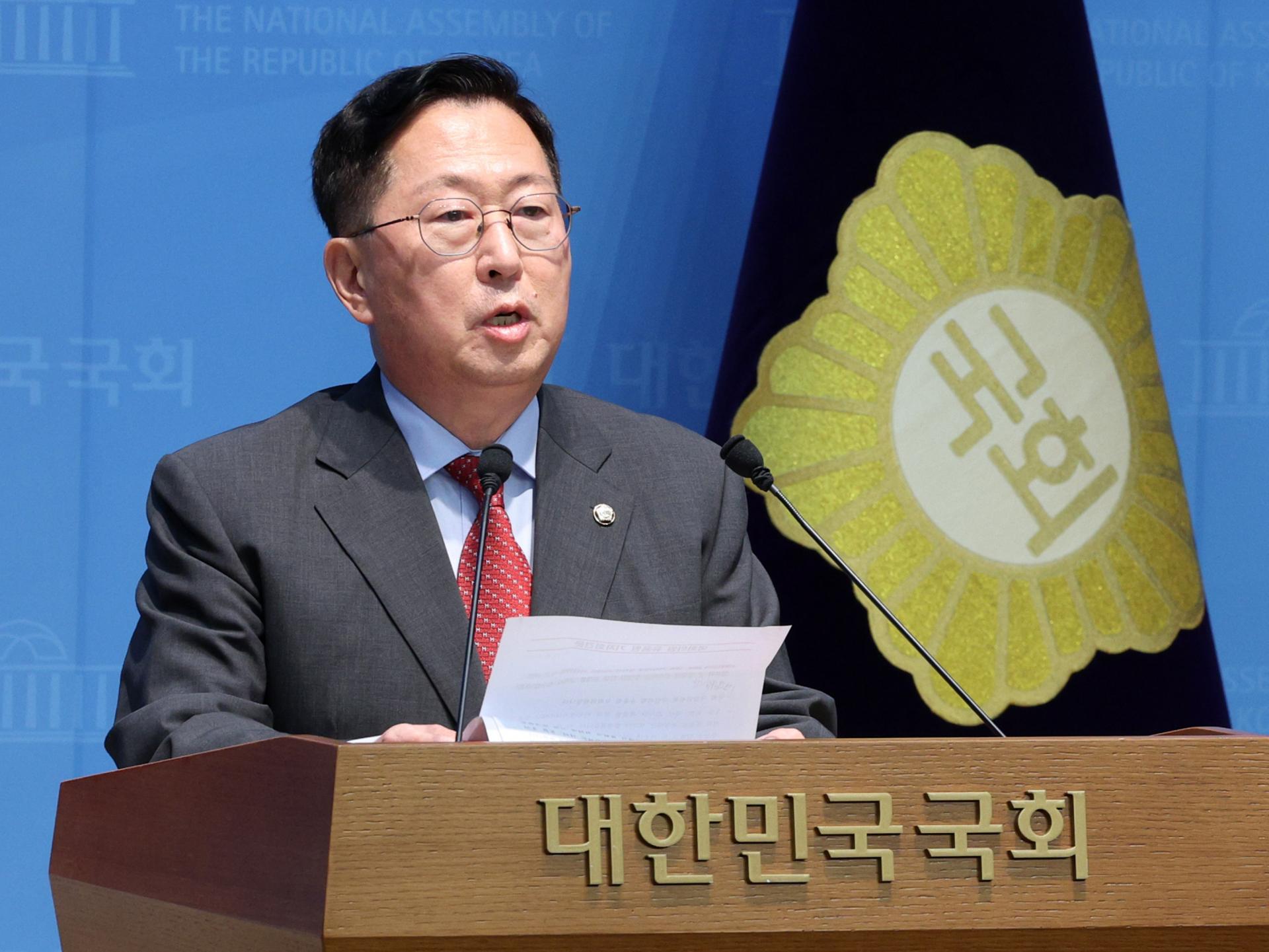 유용원 "우크라군 생포 북한군, 2명이 전부로 파악"