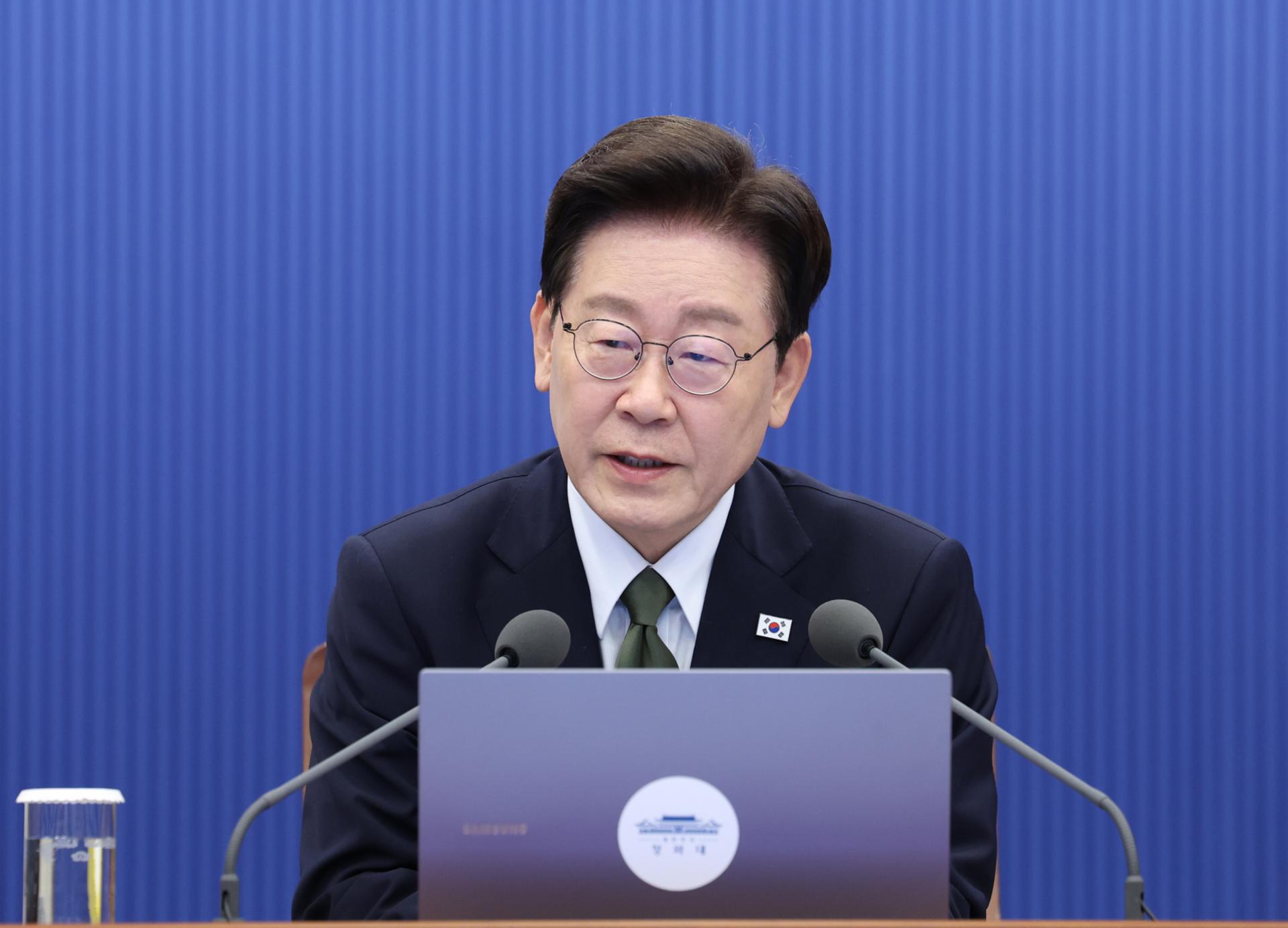 이 대통령 "좌아하게" 발언에 여권 지지자도 '와글와글'