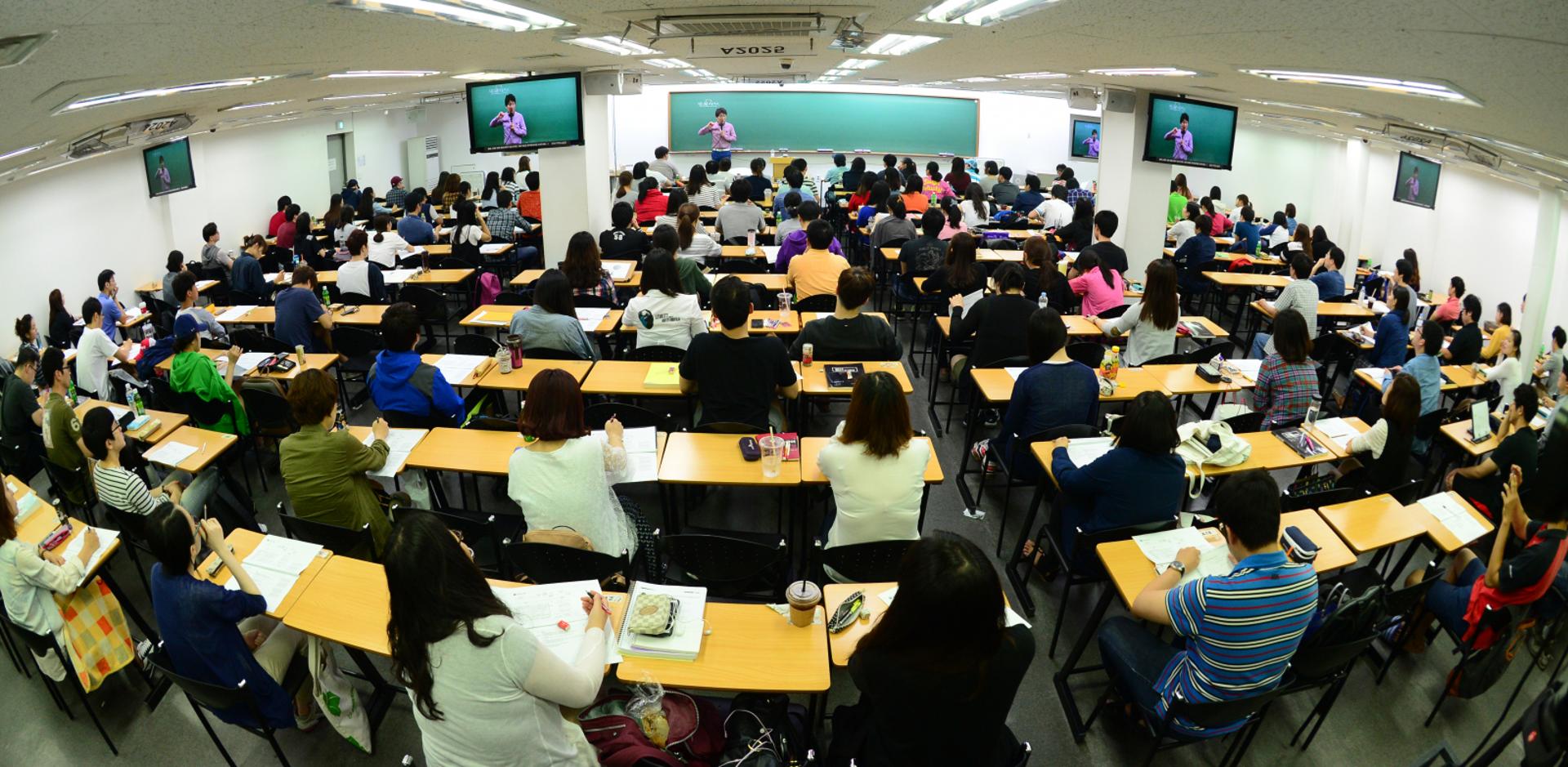 성범죄 전력에도 임용된 경찰 또 범행