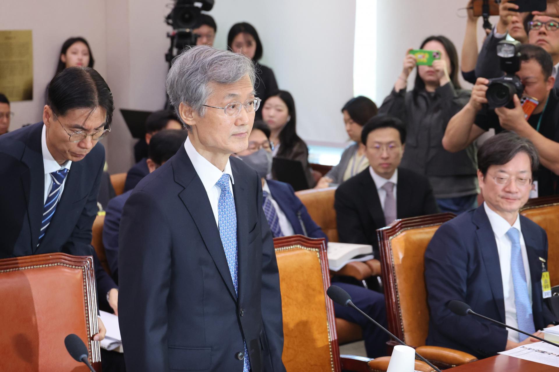 [속보]조희대 "대법관 재제청 요청, 헌법적 근거 불명확…진행 어려워"