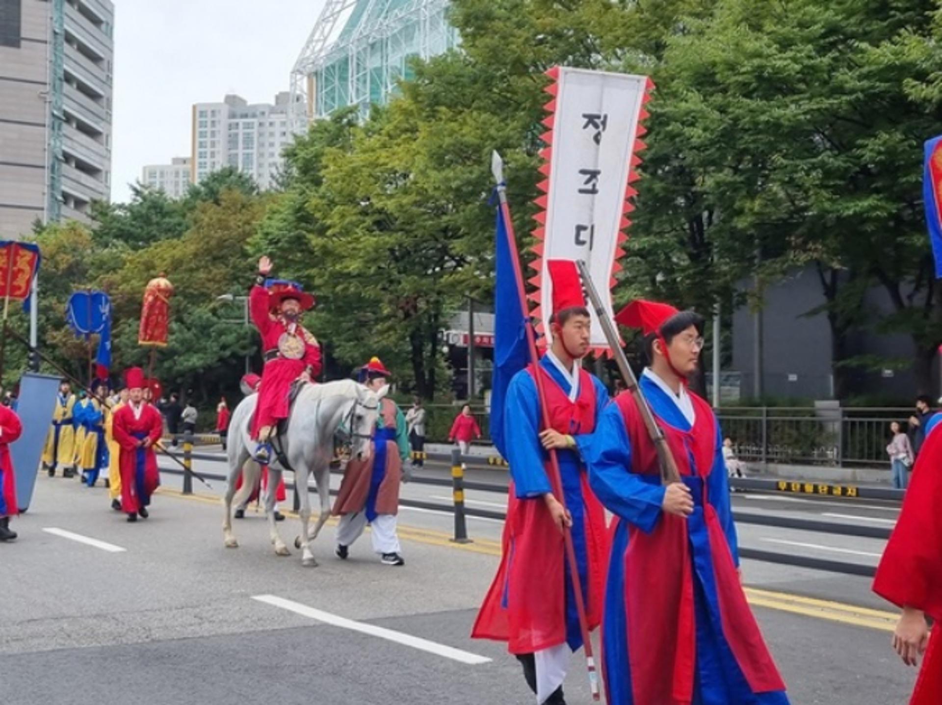 [경기남부 소식]정조대왕능행차 공동재현 안양구간 행사 성료 등