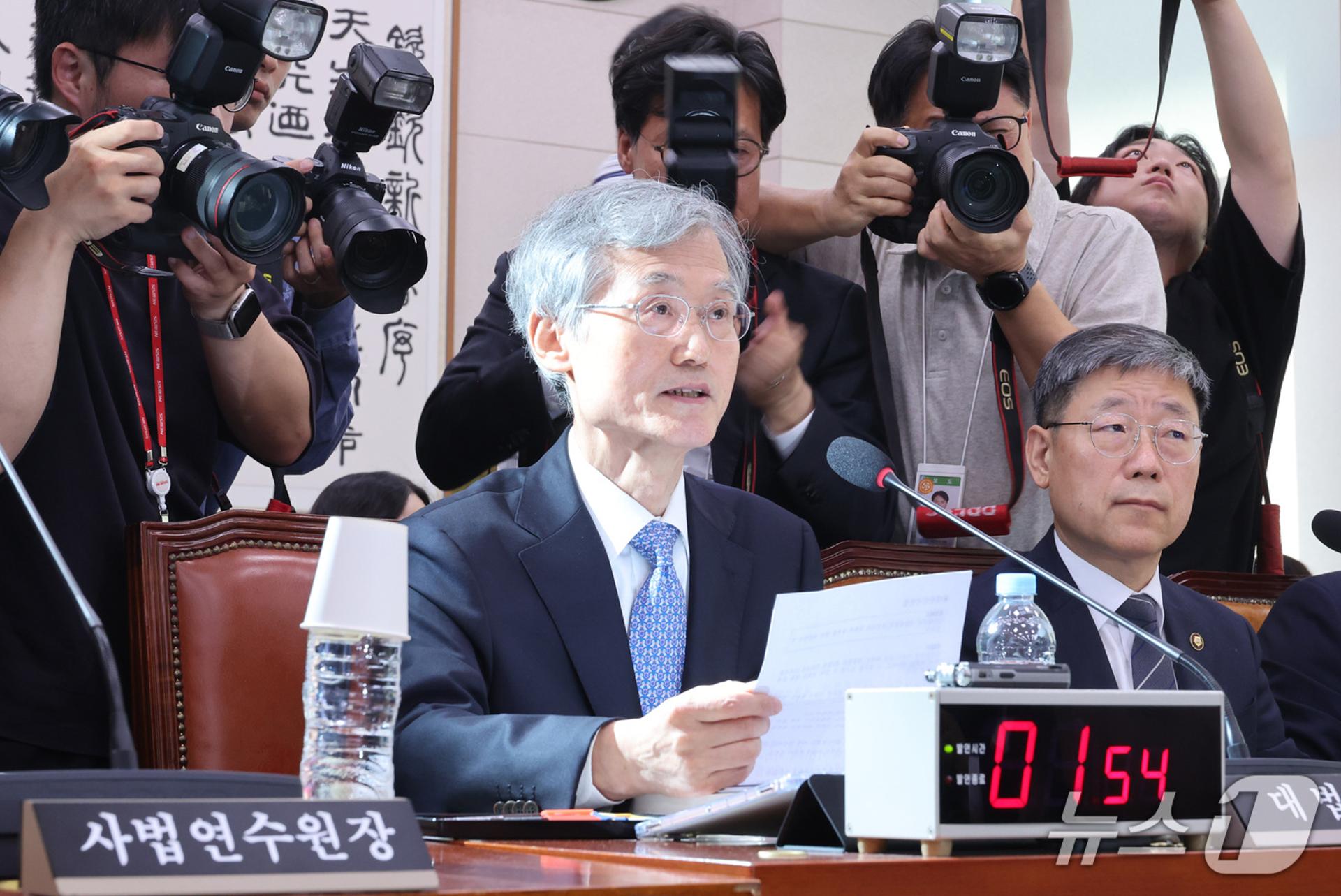 [사설]국감 첫날부터 '조희대 충돌'…靑도 대법원도 답답하다