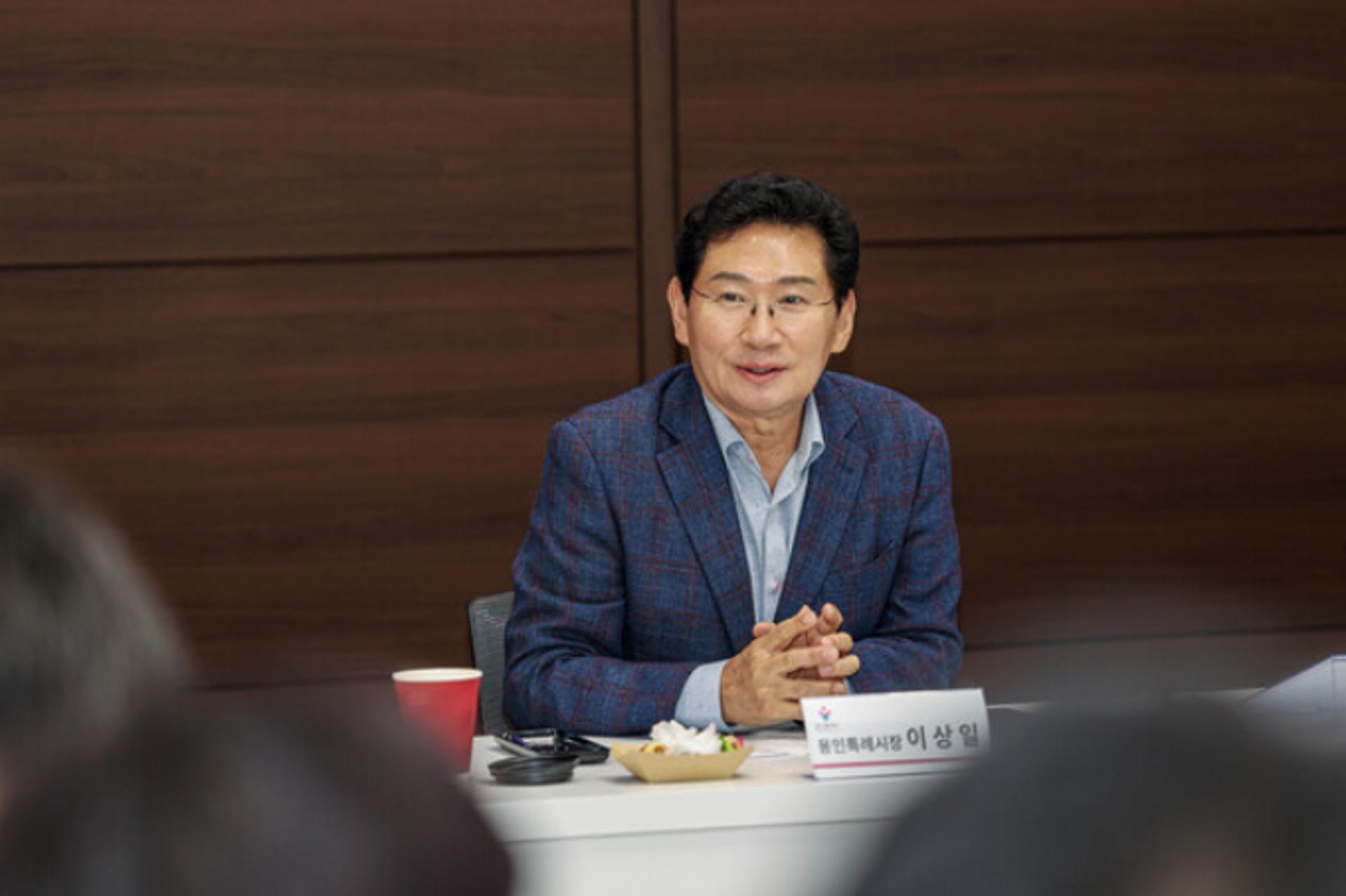 이상일 용인시장 "도시 정체성 살린 반도체·AI 축제 검토"