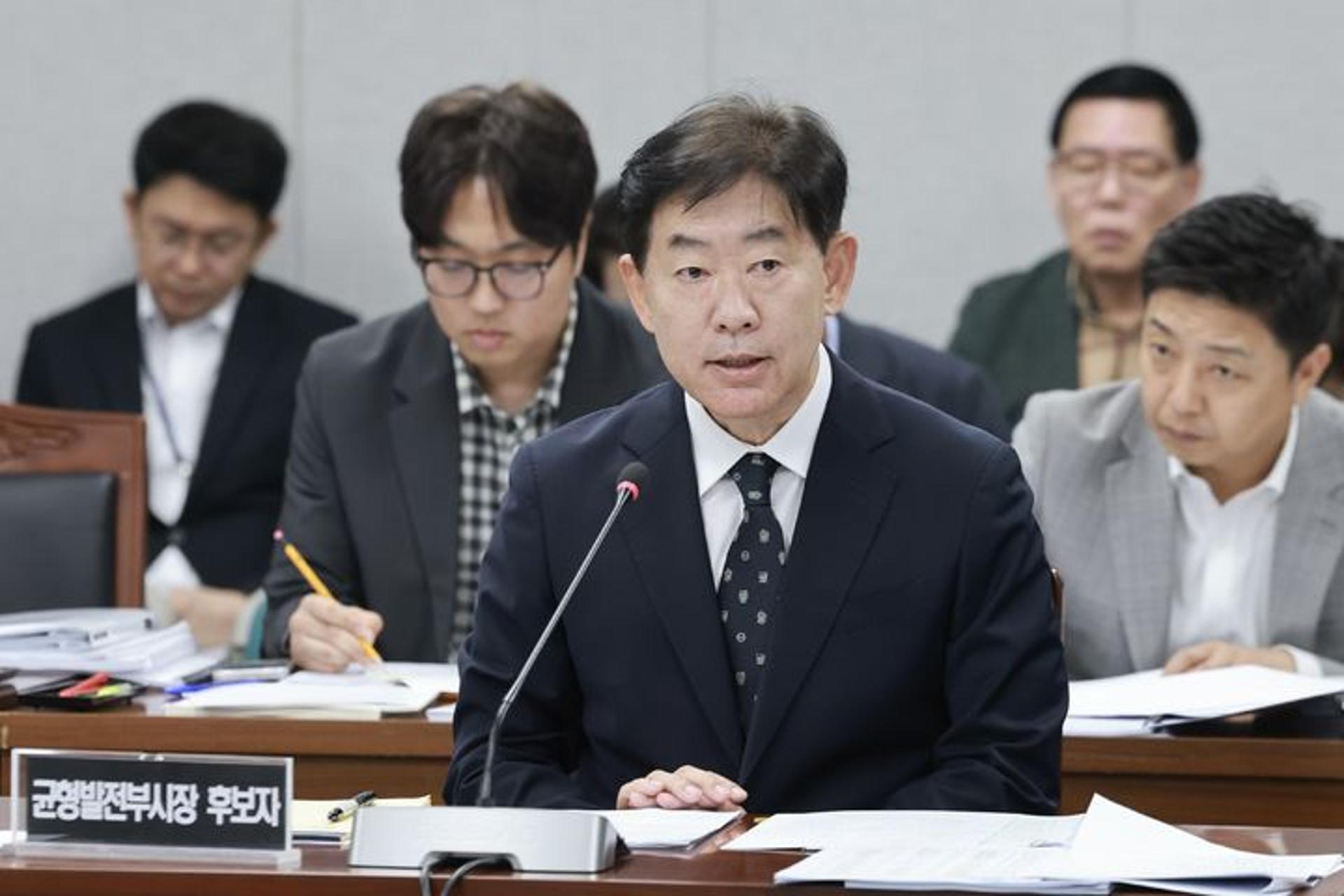 전남광주시의회, 백승주 균형발전부시장 전문성 송곳 검증