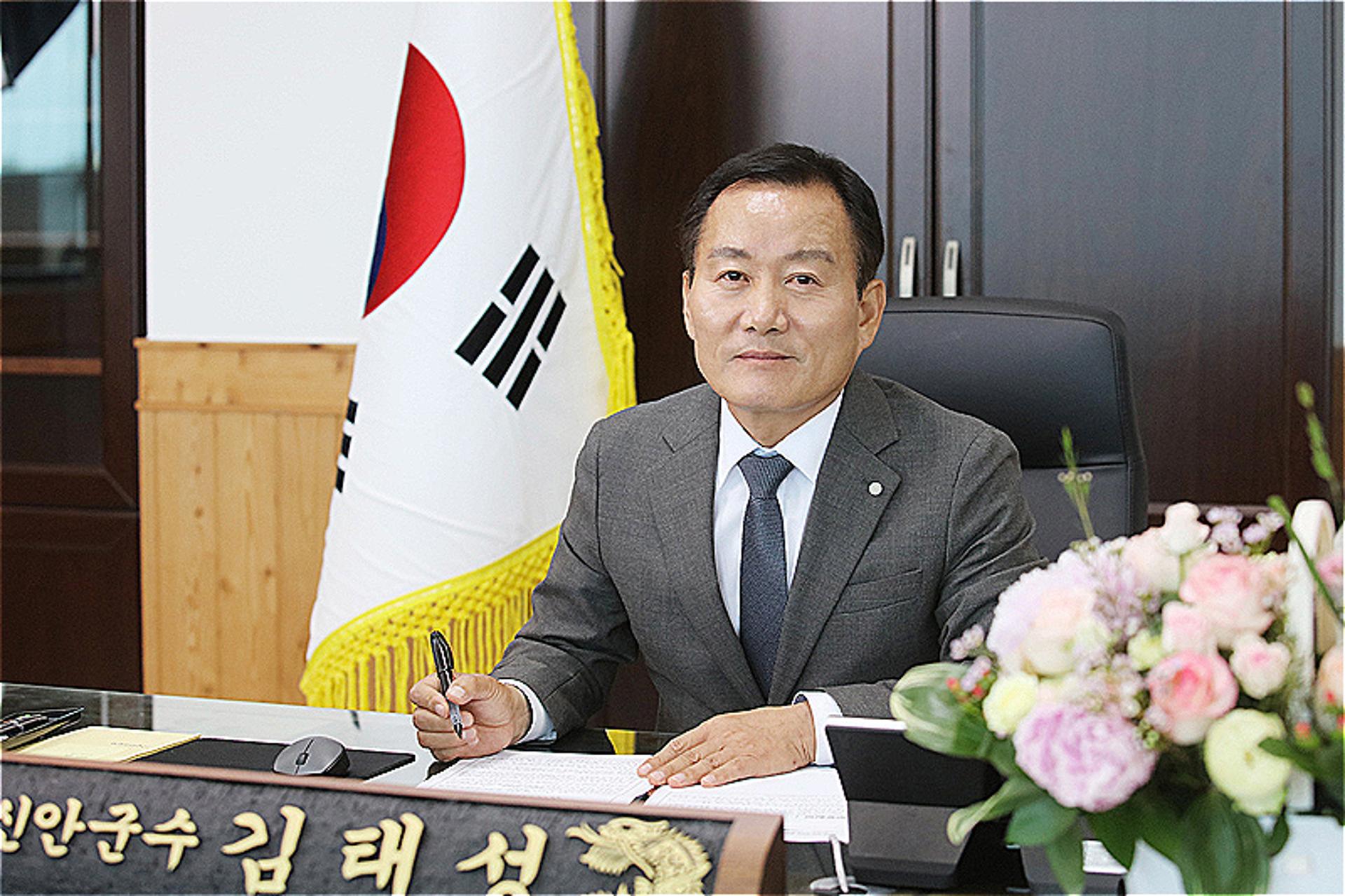 김태성 신안군수 "섬 교통·의료 개선 등 군민 체감 변화 집중"
