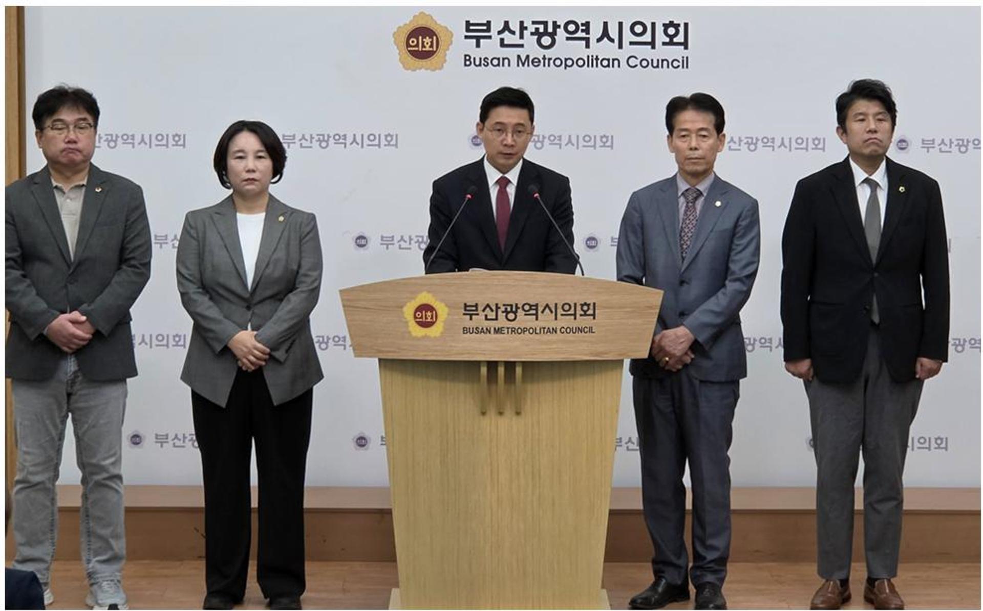 부산시의회 "수년간 진행된 사직야구장 재건축 왜 다시 흔드나"