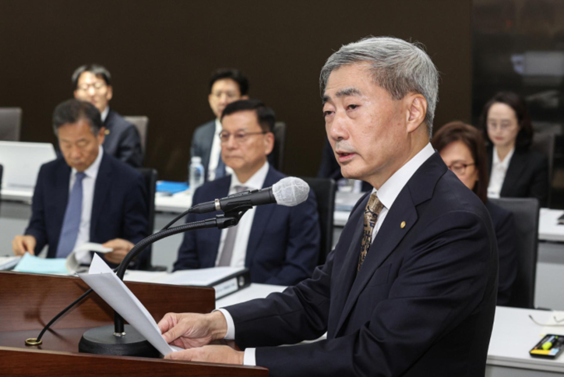 '레버리지 ETF 경고 미흡' 고개 숙인 한은총재