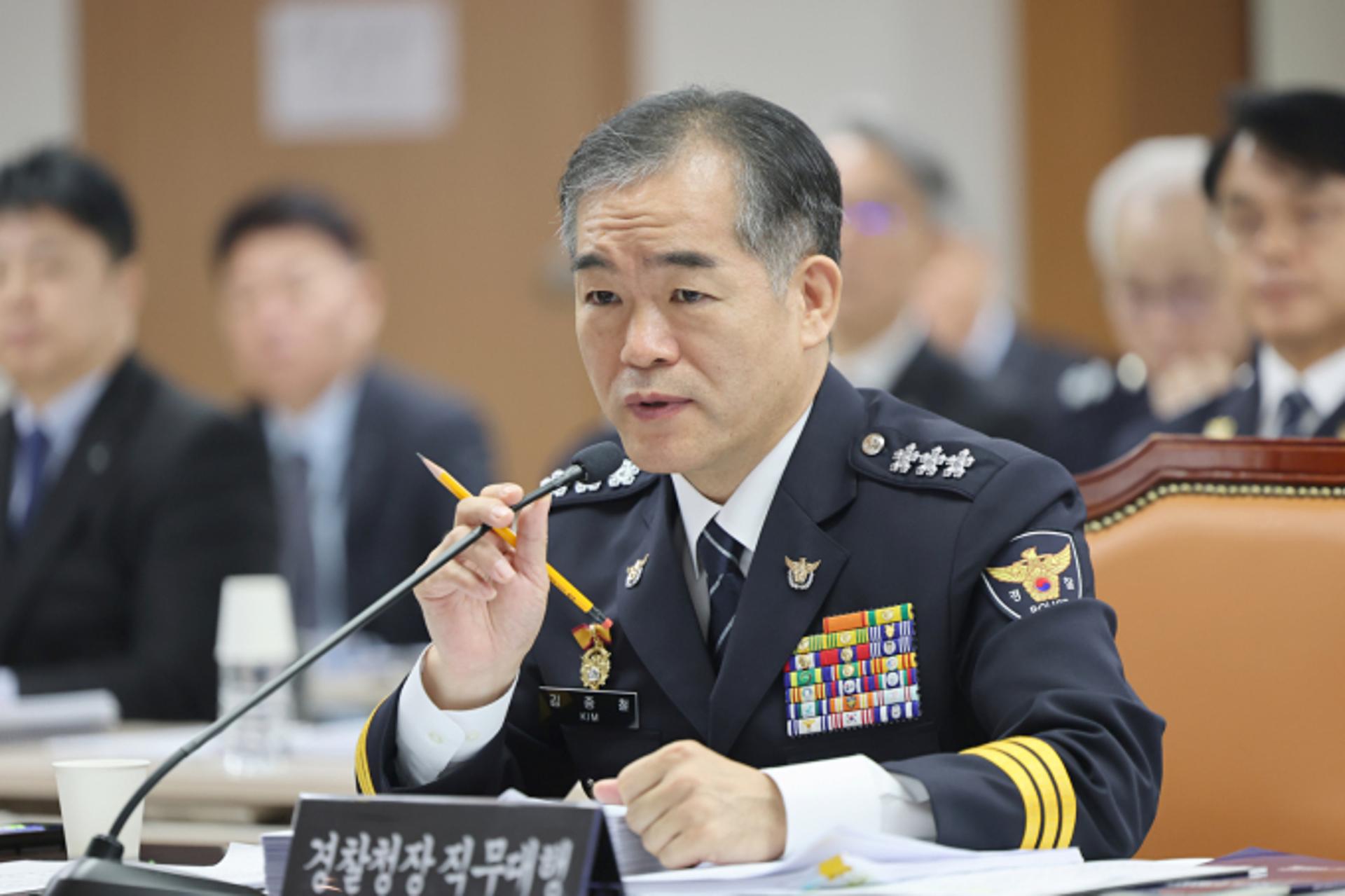 검찰 없는 경찰 첫 국감…"수사 신뢰 회복" 주문