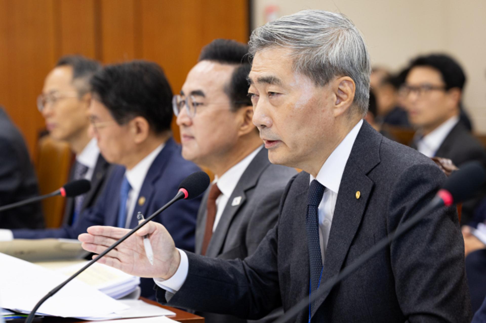 "초저금리 복귀 어렵다"…한은, 고금리 장기화 대응