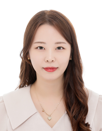 김아영