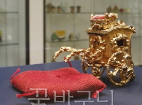 자녀와 함께 기기묘묘한 저금통 세계로 빠져볼까