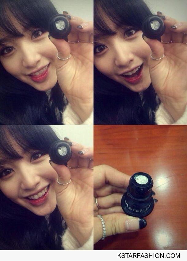 재경 카메라 렌즈 명중, 레인보우 대박 징조?