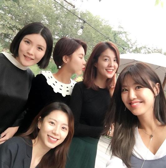 황정음 김성은 '유부녀★ 단합대회'...