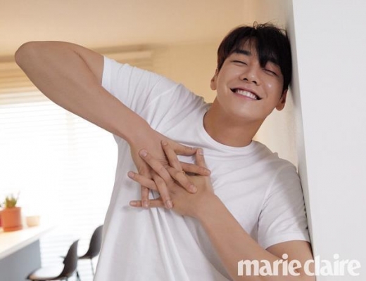 [★화보] 김영광, 현실 남친미 '여심 강타'