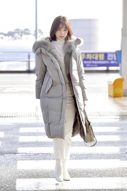 제시카 서은수 화사, 올화이트 이너웨어로 여성미 '뿜뿜'