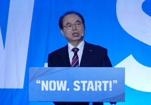 3일 시청 대회의실에서 올해 시정방향을 설명하고 있는 오거돈 부산시장/사진=김동기 기자