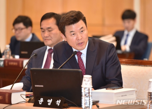 윤영석 자유한국당 수석대변인./사진=자유한국당