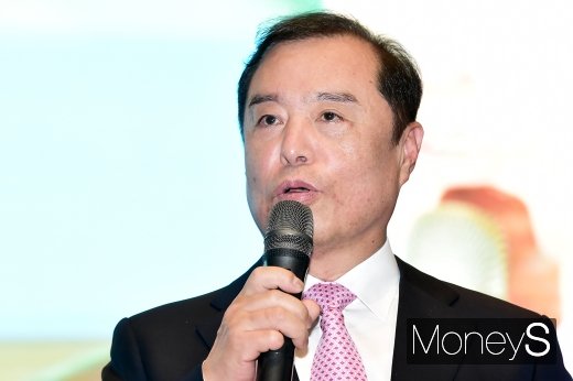 [머니S포토] 소상공인 신년회, 김병준 위원장 참석