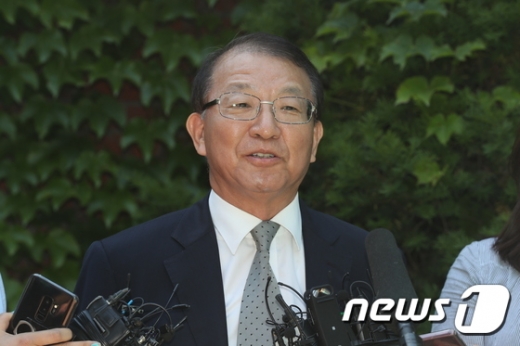 양승태 검찰 출석…