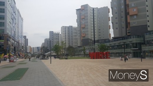 위례신도시 중앙광장. /사진=김창성 기자