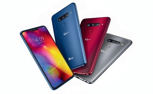 노치 디스플레이가 적용된 LG V40 ThinQ. /사진=LG전자