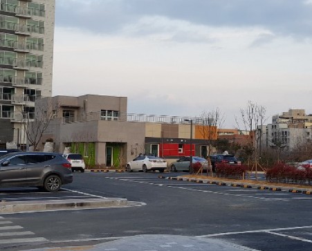 불법 시공했다는 논란에 휩싸인 울산 웅촌 국민임대주택 현장/사진=김동기 기자