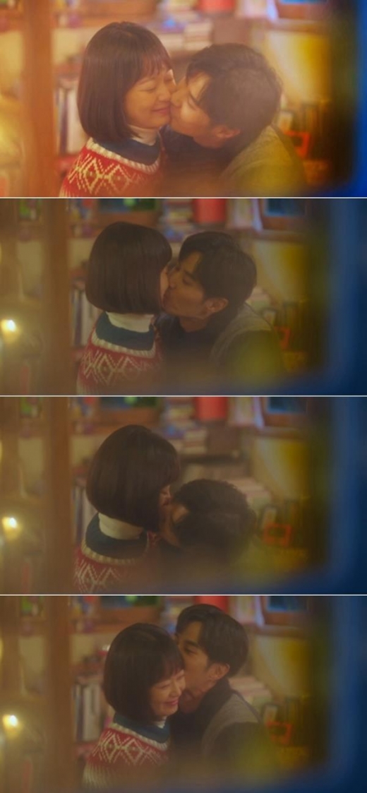 '톱스타 유백이' 김지석 전소민, 시도 때도 없이 키스하고픈 '순백커플'