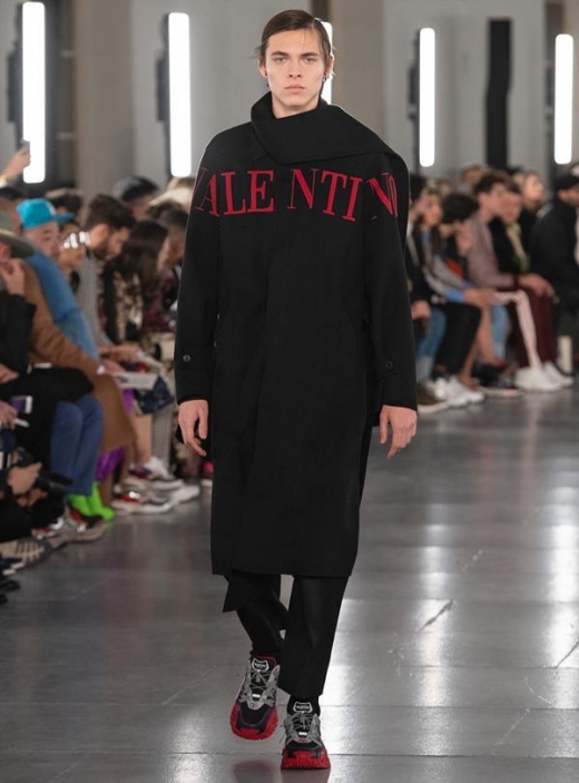 발렌티노, 언더커버와 버켄스탁과 손잡고 '2019-20F/W 컬렉션' 선보여