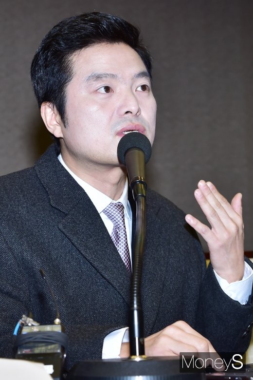 [머니S포토] 기자회견 갖는 김태우, 무슨 말?