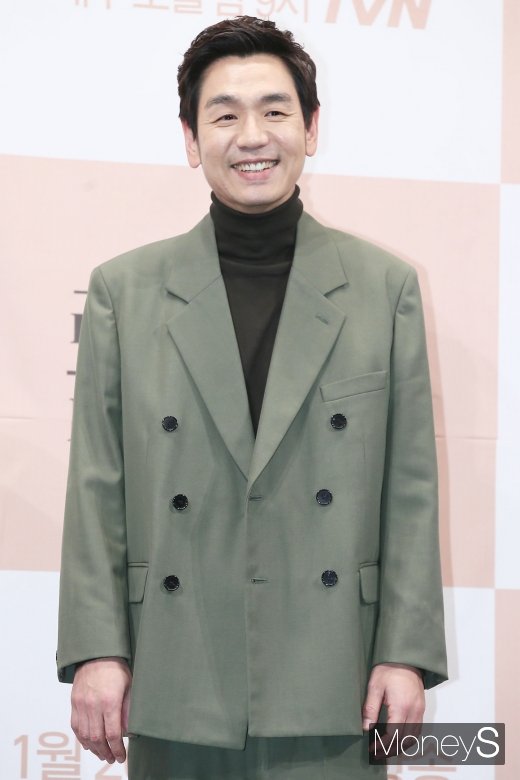 [머니S포토] 김태우, 활짝 귀까지 걸린 미소