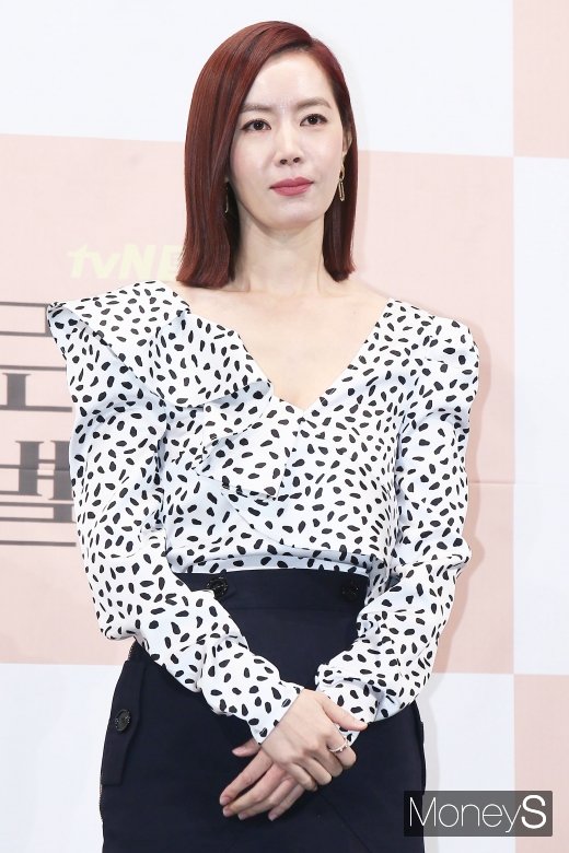 [머니 S포토] 김유미, 결혼·출산 후 4년만에 복귀