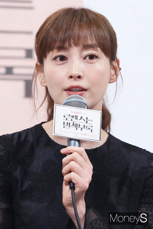 [머니S포토] 복귀 이나영, 