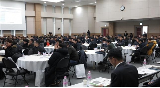 ▲22일 시흥시는 오는 24일 목요일 오후 2시 시흥비즈니스센터 2층 컨벤션홀에서 ‘2019년 중소기업 지원시책 종합설명회’를 개최한다고 밝혔다. / 사진제공=시흥시청