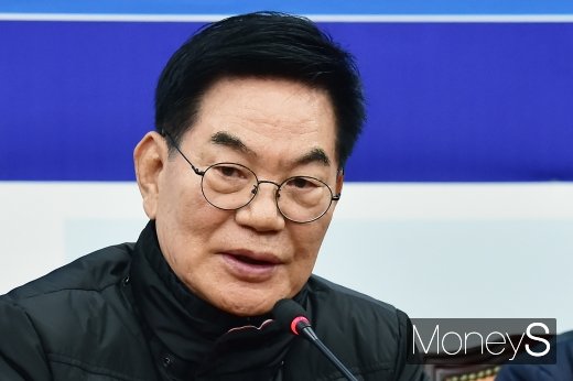 [머니S포토] '카풀' 발언하는 박복규