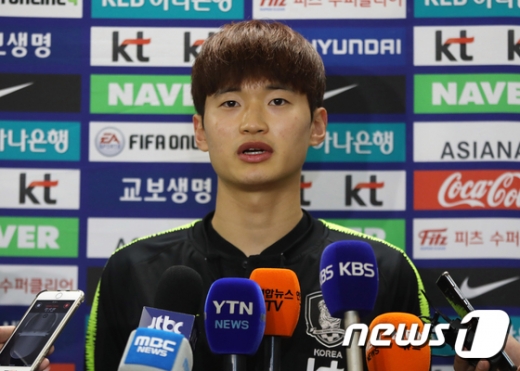 22일 오후(현지시간) 아랍에미리트 두바이 막툼 빈 라시드 스타디움에서 열린 바레인과의 '2019 아시아축구연맹(AFC) 아시안컵' 16강전에서 역전골을 뽑아낸 한국 대표팀의 수비수 김진수. /사진=뉴스1 