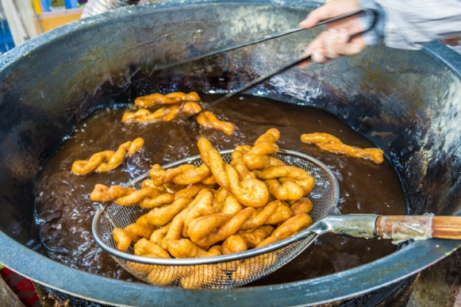 영천시장 꽈배기. /사진=서울관광재단