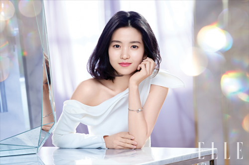 김태리 화보. /사진=엘르