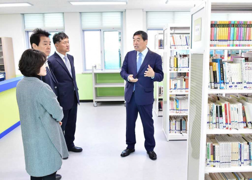 ▲ 윤화섭 안산시장. / 사진제공=안산시