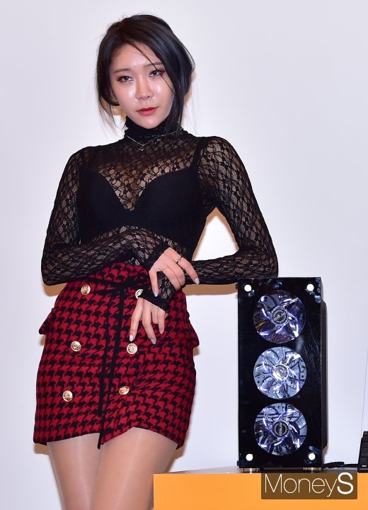[머니S포토] 정주희 '고혹적인 눈빛'